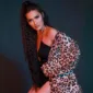 Artis sekaligus model Karenina Maria Anderson. (Instagram.com/@kareninaanderson)