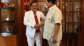 Menteri Pertahanan (Menhan) RI Prabowo Subianto menerima kunjungan silaturahmi pengacara kondang Hotman Paris Hutapea. (Dok. Tim Media Prabowo)