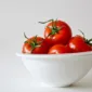 Konsumsi tomat dapat menurukan kadar kolesterol. (Pixabay.com/Anelka)