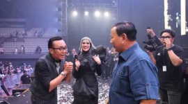 Calon Presiden Prabowo Subianto menghadiri acara ulang tahun penyanyi Ari Lasso yang ke-51. (Dok. Tim Prabowo Subianto)