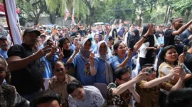 Para nelayan se-Jawa mengunjungi kediaman calon presiden nomor urut 2 Prabowo Subianto di Jalan Kertanegara.  (Dok. TKN Prabowo - Gibran)