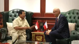 Menteri Pertahanan (Menhan) Prabowo Subianto menerima kunjungan kehormatan Duta Besar Republik Ceko untuk Indonesia, YH.E. Mr. Jaroslav Dolecek. (Dok. Kemhan.go.id)  