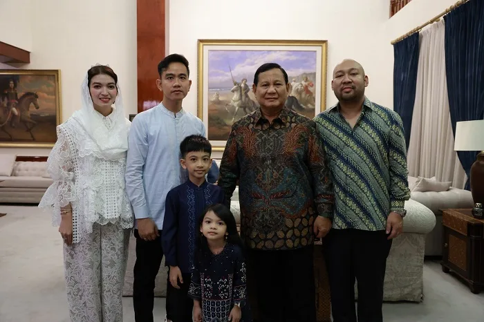 Presiden dan Wakil Presiden terpilih periode 2024-2029 Prabowo Subianto bersama Gibran Rakabuming Saat acara Halal Bihalal. (Dok. TIm Meda Prabowo))