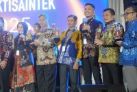 Raih Dua Penghargaan Anugerah Diktisaintek 2025: Penutup Tahun yang Membanggakan untuk Universitas Lambung Mangkurat